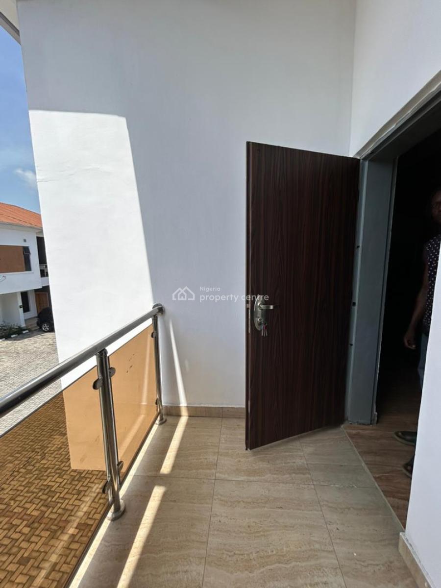 3 Bedroom Terrace with Bq, Agungi, Lekki, Lagos, Terraced Duplex for Rent