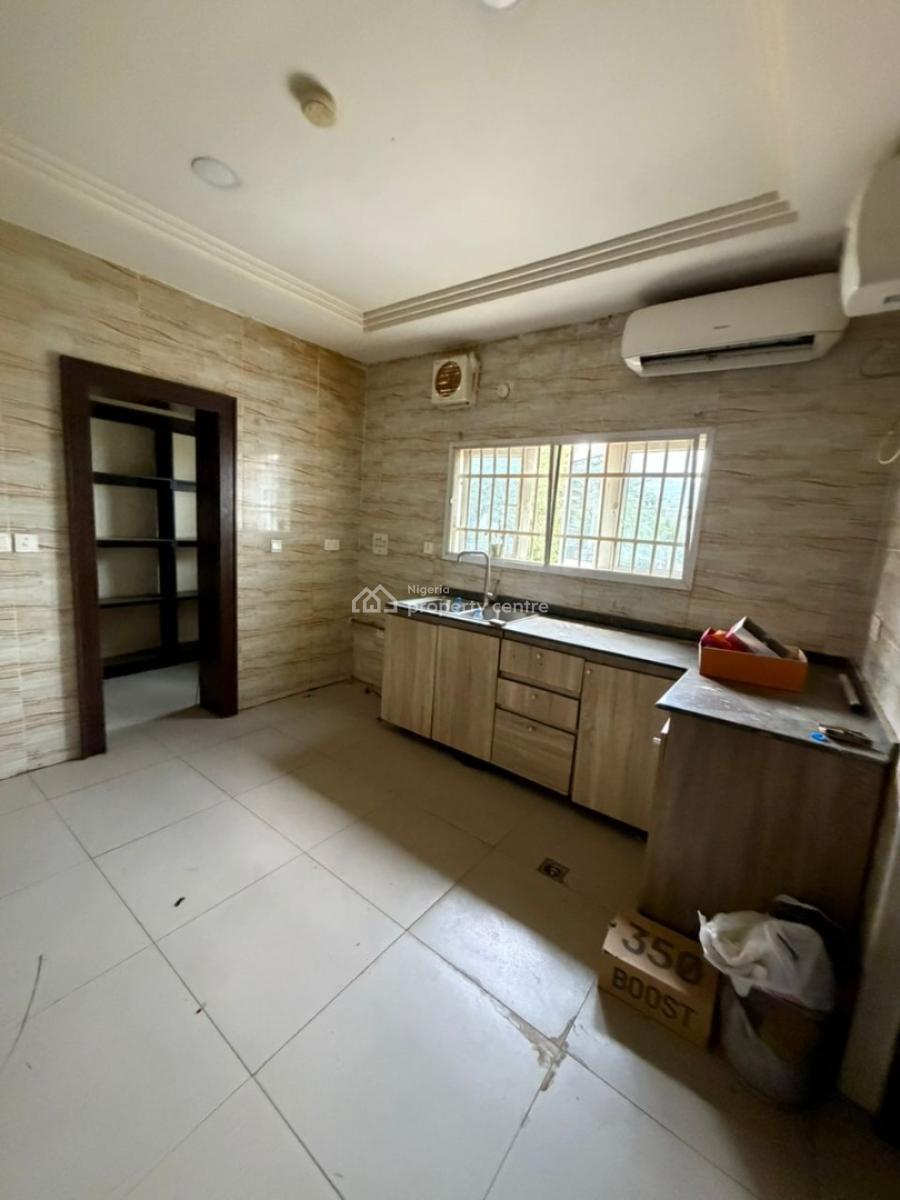 Standard and Spacious 2 Bedroom Apartment, Katampe, Abuja, Flat / Apartment for Rent