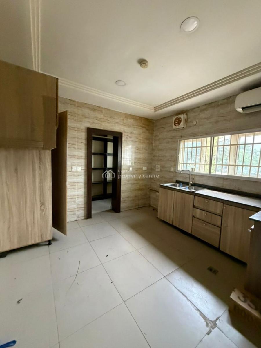 Standard and Spacious 2 Bedroom Apartment, Katampe, Abuja, Flat / Apartment for Rent