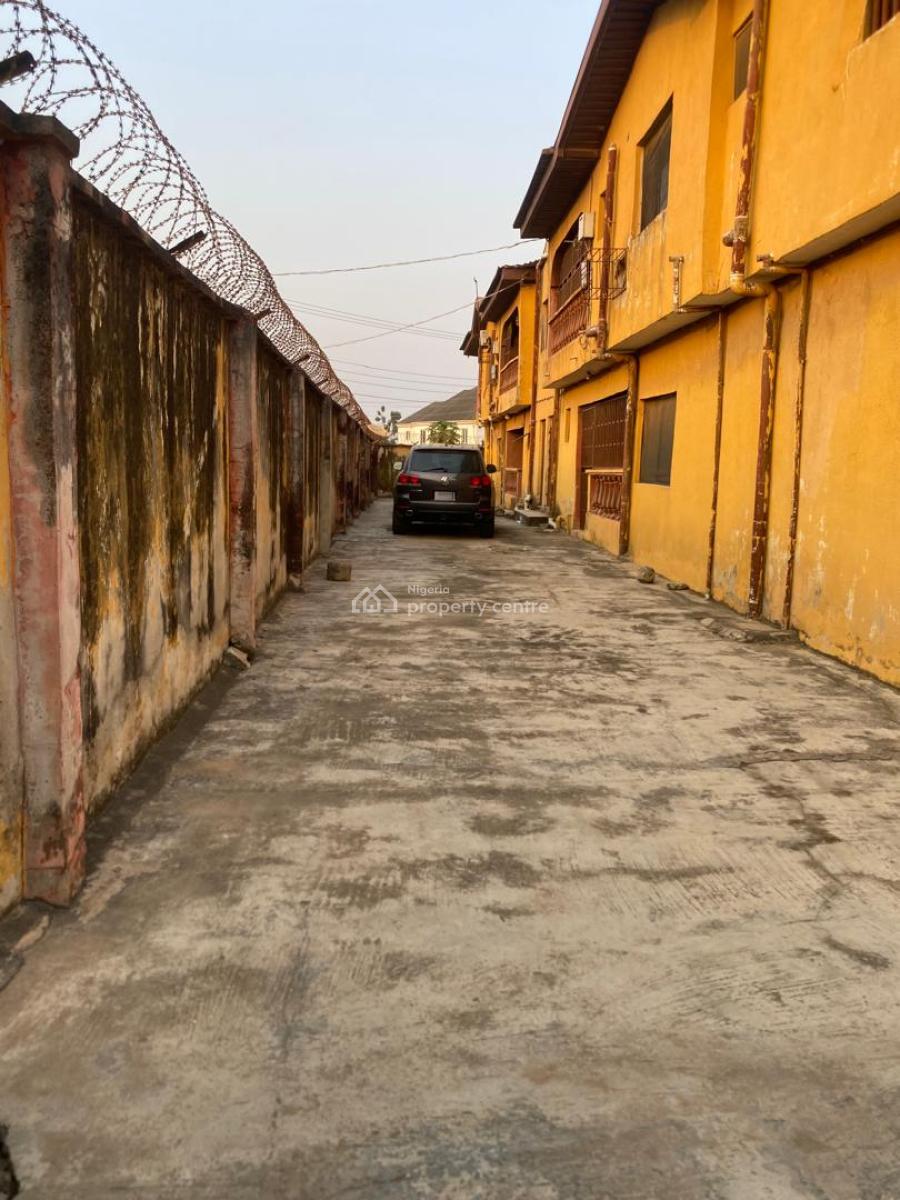 Executive Standard 7 Flats, Akowonjo, Alimosho, Lagos, House for Sale