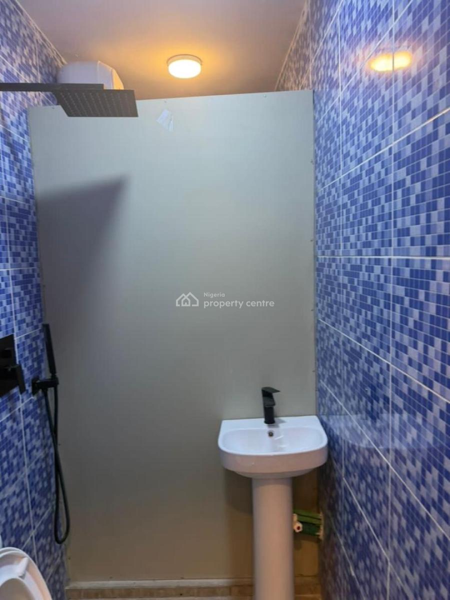 Self Serviced 2 Bedroom Apartment, Lekki Phase 1, Lekki, Lagos, Flat / Apartment for Rent