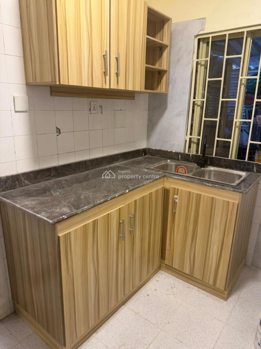 Self Serviced 2 Bedroom Apartment, Lekki Phase 1, Lekki, Lagos, Flat / Apartment for Rent