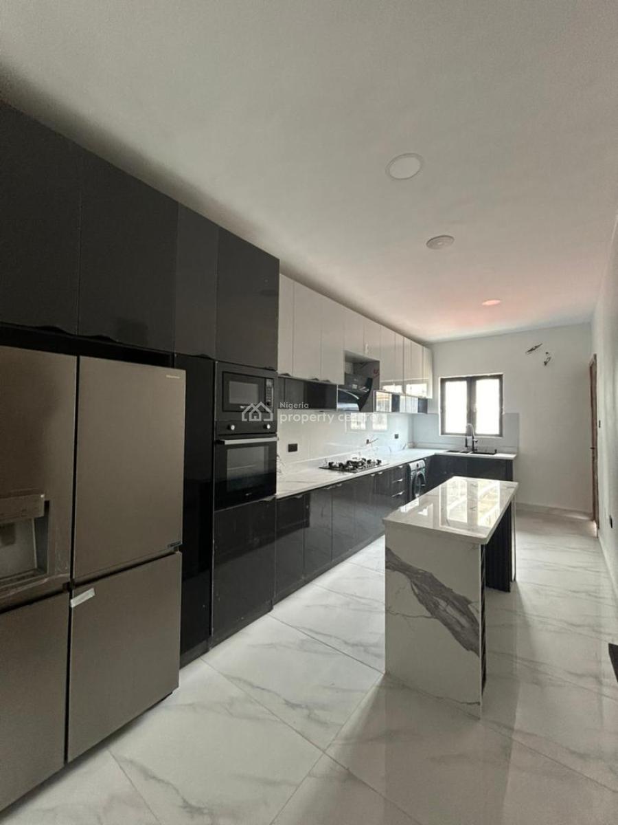 2 Bedrooms Apartment, Lekki Phase 1, Lekki, Lagos, Flat / Apartment for Sale