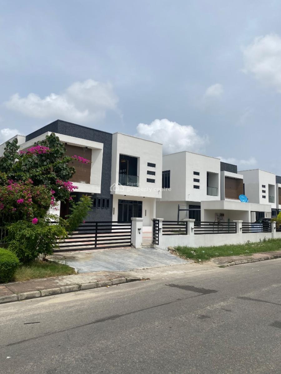 5 Bedroom Spacious Mansion in a Prominent Estate, Royal Garden Estate, Ajiwe, Ajah, Lagos, Detached Duplex for Sale