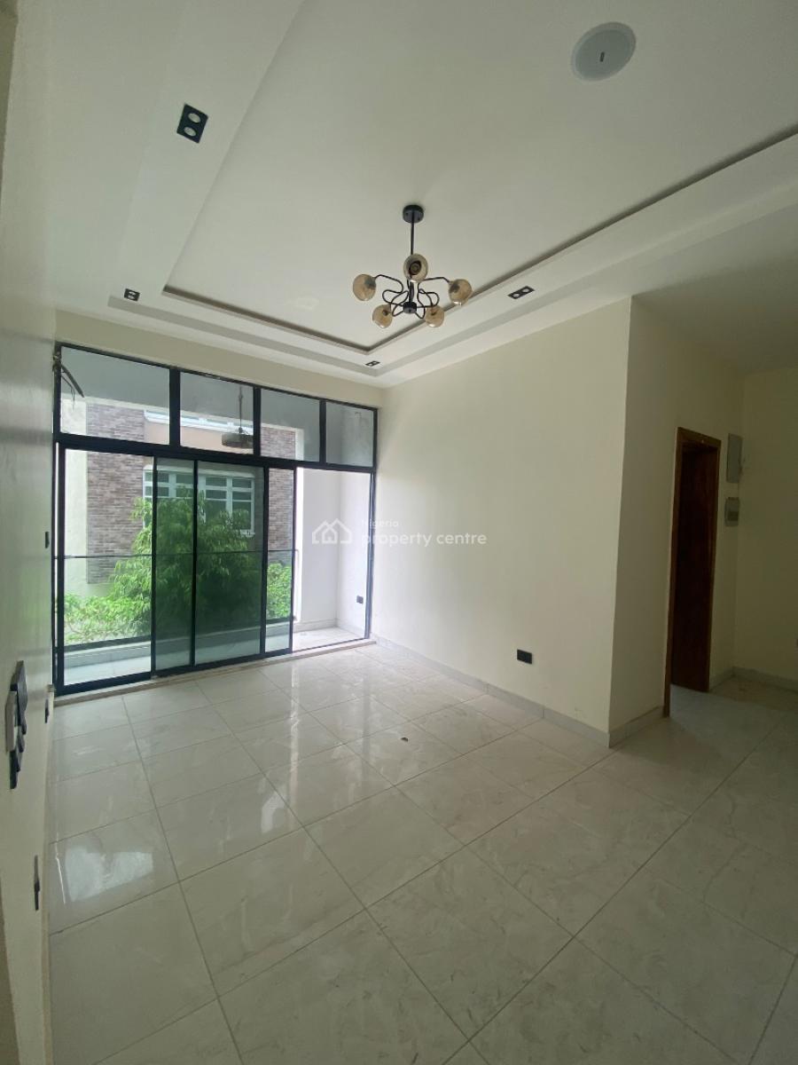 5 Bedroom Spacious Mansion in a Prominent Estate, Royal Garden Estate, Ajiwe, Ajah, Lagos, Detached Duplex for Sale