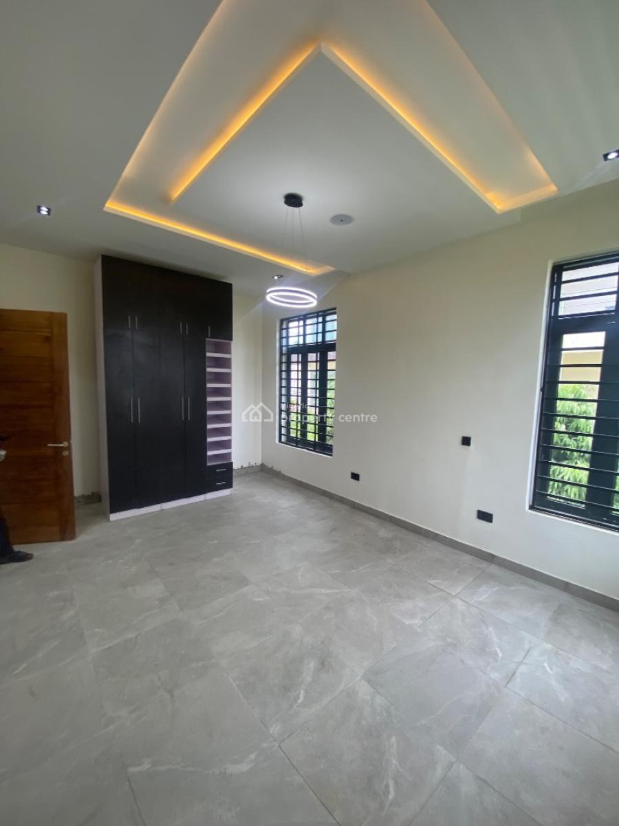 5 Bedroom Spacious Mansion in a Prominent Estate, Royal Garden Estate, Ajiwe, Ajah, Lagos, Detached Duplex for Sale