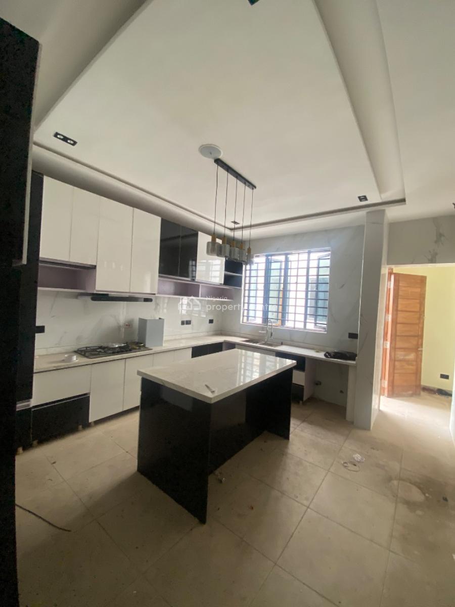 5 Bedroom Spacious Mansion in a Prominent Estate, Royal Garden Estate, Ajiwe, Ajah, Lagos, Detached Duplex for Sale