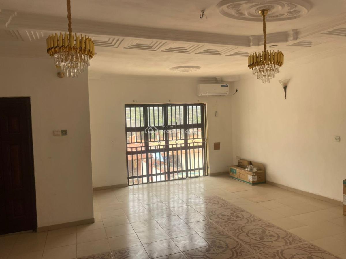 4 Bedroom Duplex with a Room Self Contain Bq and Security Post, Aerodrome Gra, Ibadan, Oyo, Detached Duplex for Rent