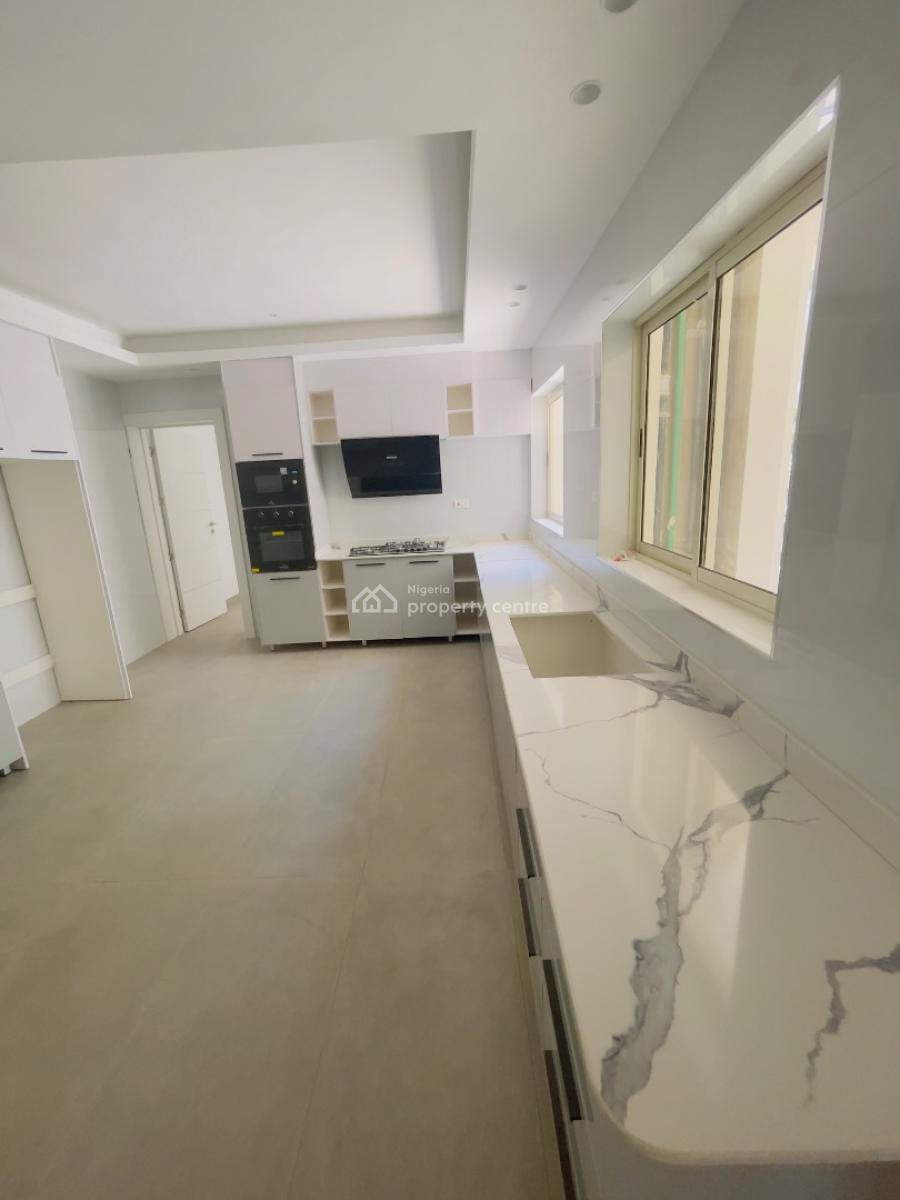 Exquisitely Finished 3-bedroom Apartment with Pool & Gym, Old Ikoyi, Ikoyi, Lagos, Flat / Apartment for Rent