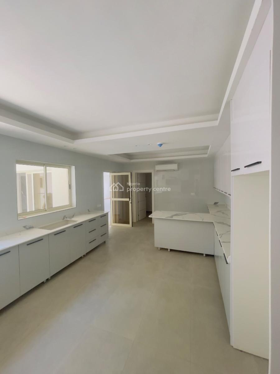 Exquisitely Finished 3-bedroom Apartment with Pool & Gym, Old Ikoyi, Ikoyi, Lagos, Flat / Apartment for Rent