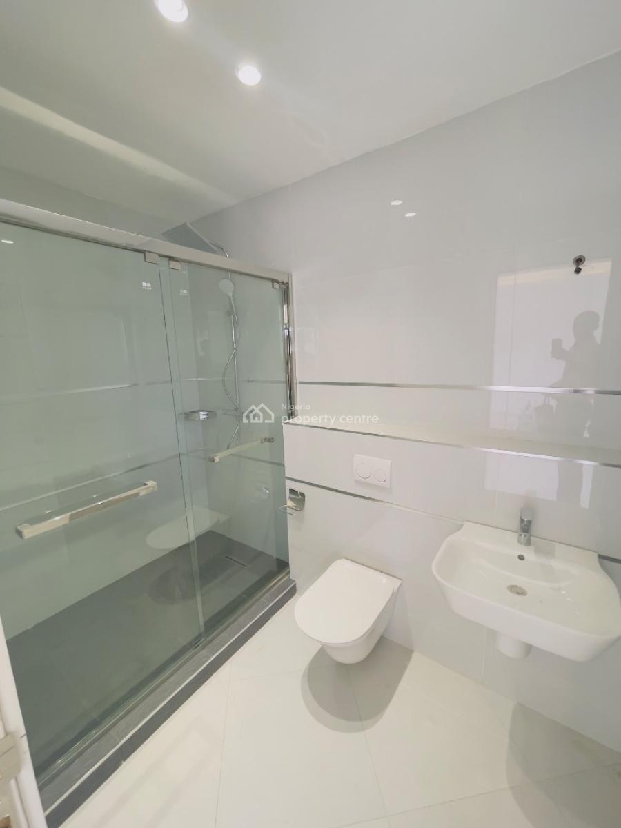 Exquisitely Finished 3-bedroom Apartment with Pool & Gym, Old Ikoyi, Ikoyi, Lagos, Flat / Apartment for Rent