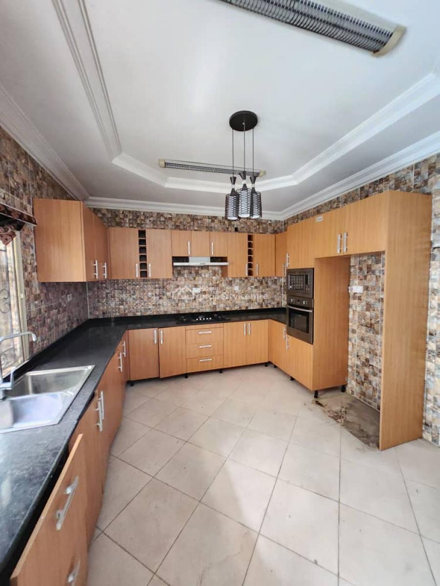 4 Bedroom Semi-detached Duplex, Pinnock Estate, Osapa, Lekki, Lagos, Semi-detached Duplex for Rent