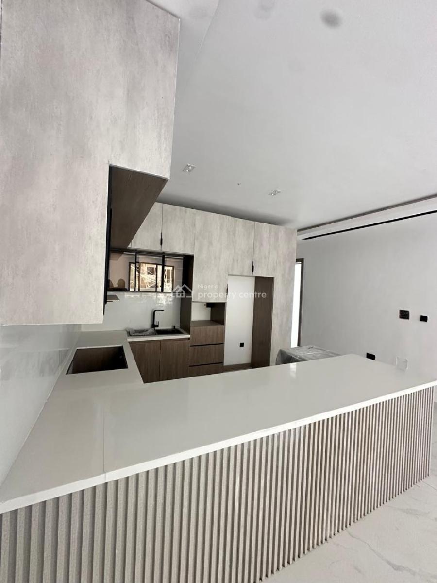 Brand New 2 Bedroom Apartment Available, Lekki Phase 1, Lekki, Lagos, Flat / Apartment for Rent