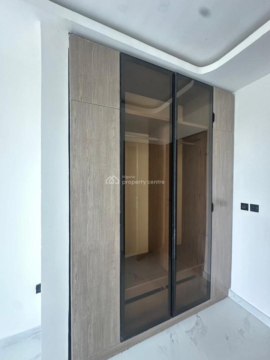 Brand New 2 Bedroom Apartment Available, Lekki Phase 1, Lekki, Lagos, Flat / Apartment for Rent