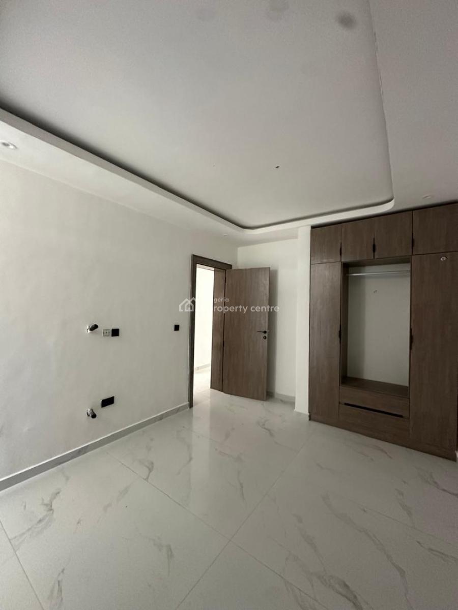 Brand New 2 Bedroom Apartment Available, Lekki Phase 1, Lekki, Lagos, Flat / Apartment for Rent