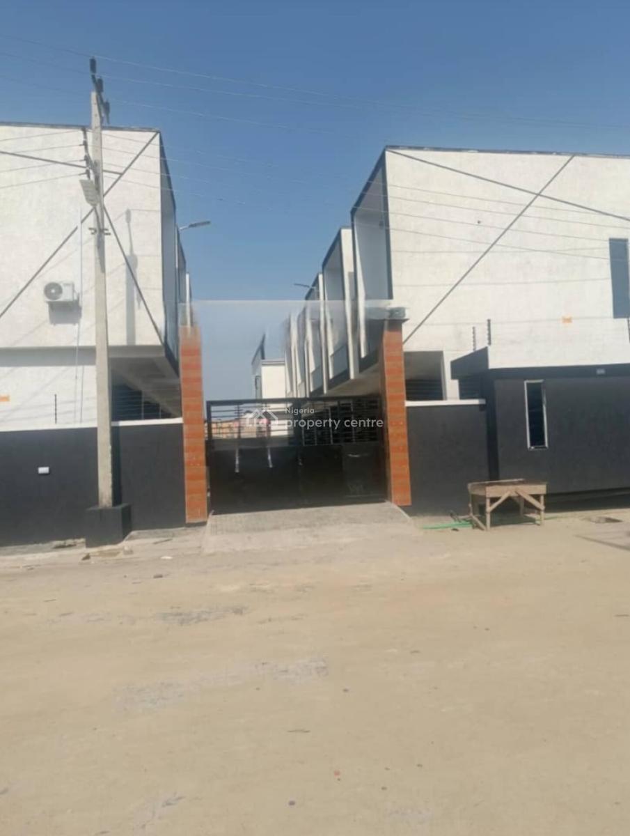 Lovely 3 Bedroom Terrace Duplex in a Secure Estate, Ikota, Lekki, Lagos, Terraced Duplex for Rent