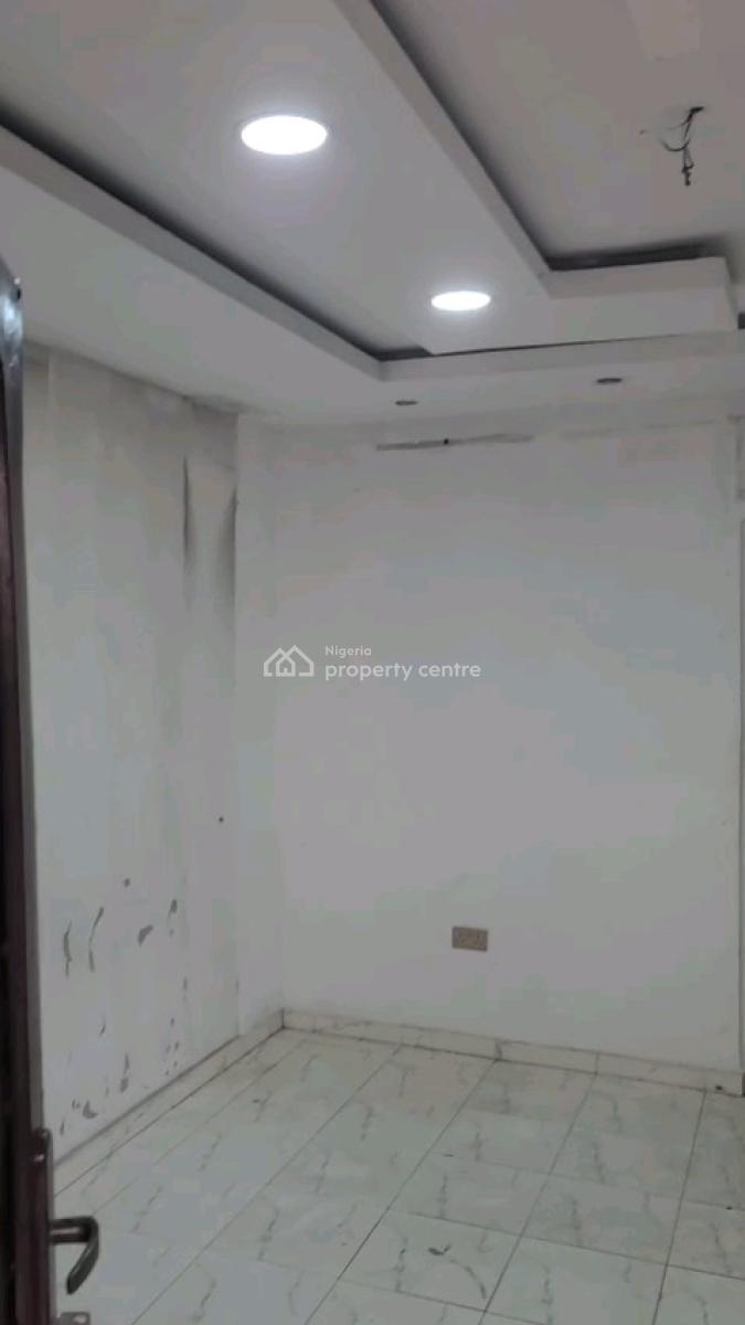 Standard 2 Bedroom Flat All Room Ensuites in a Secured Estate, Gra Phase 2, Magodo, Lagos, Flat / Apartment for Rent