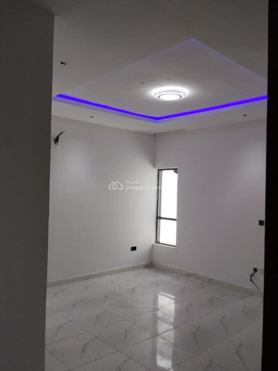 2 Bedroom Flat Upstairs with  a Room Bq, Agungi, Lekki, Lagos, Flat / Apartment for Rent