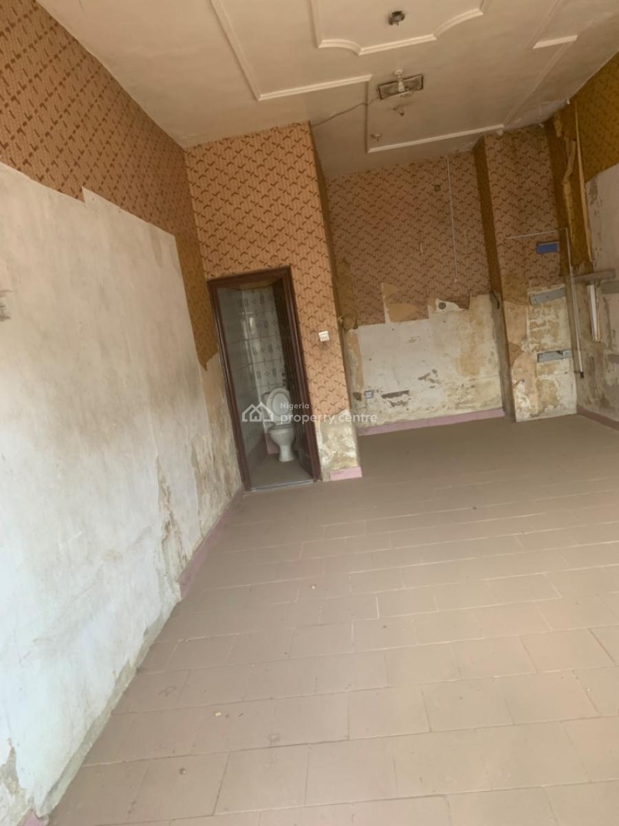 Shop Space on The Ground Floor, Gudu, Abuja, Shop for Rent