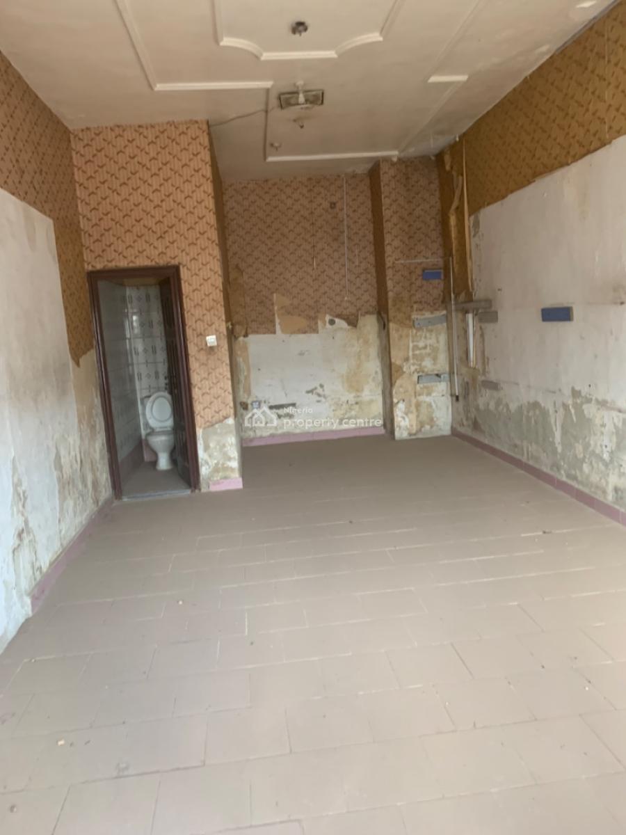 Shop Space on The Ground Floor, Gudu, Abuja, Shop for Rent