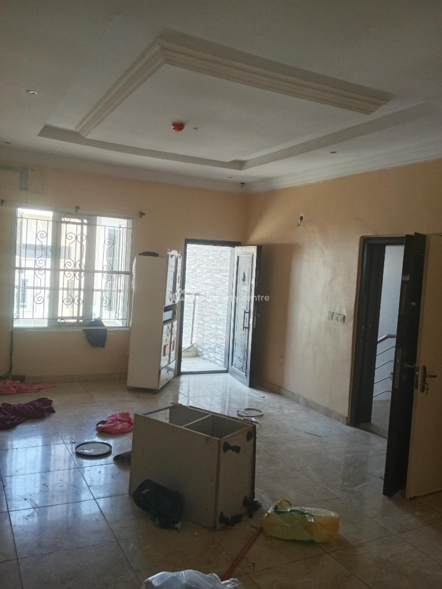 3 Bedroom Flat with Bq, Opposite Igboefon, Idado, Lekki, Lagos, Flat / Apartment for Rent