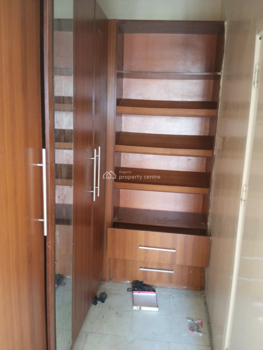 3 Bedroom Flat with Bq, Opposite Igboefon, Idado, Lekki, Lagos, Flat / Apartment for Rent