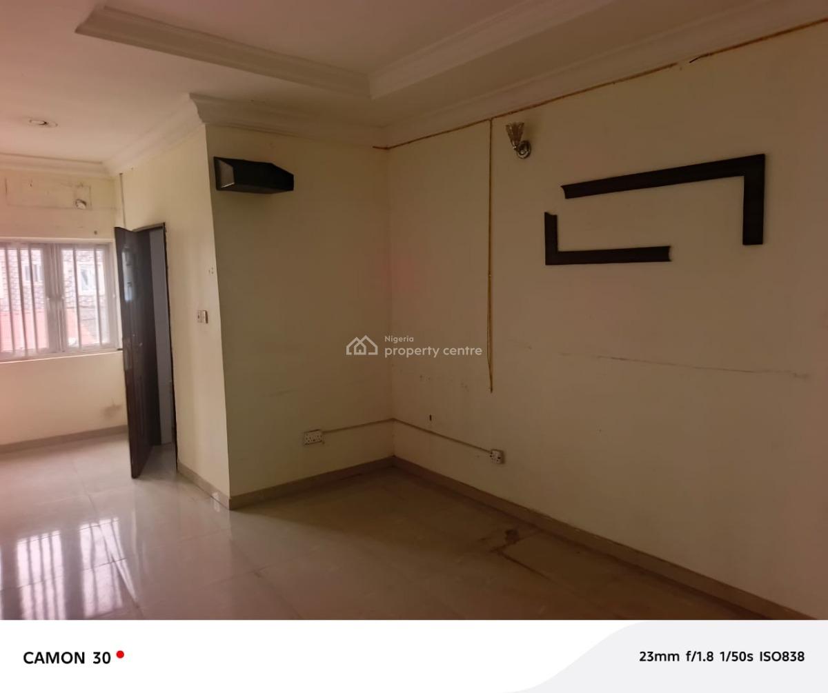 a Well Maintained 4 Bedroom Duplex with a Room Bq, Surulere, Lagos, Detached Duplex for Rent