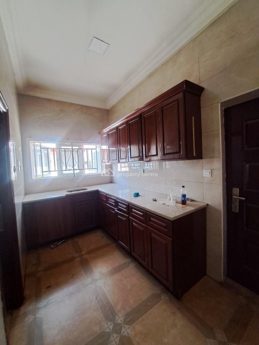Decently Finished 2 Bedroom Flat, Mabushi, Abuja, Flat / Apartment for Rent