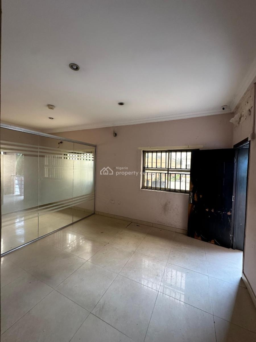 5 Bedroom Semi-detached with Bq, Lekki Phase 1, Lekki, Lagos, Semi-detached Duplex for Rent