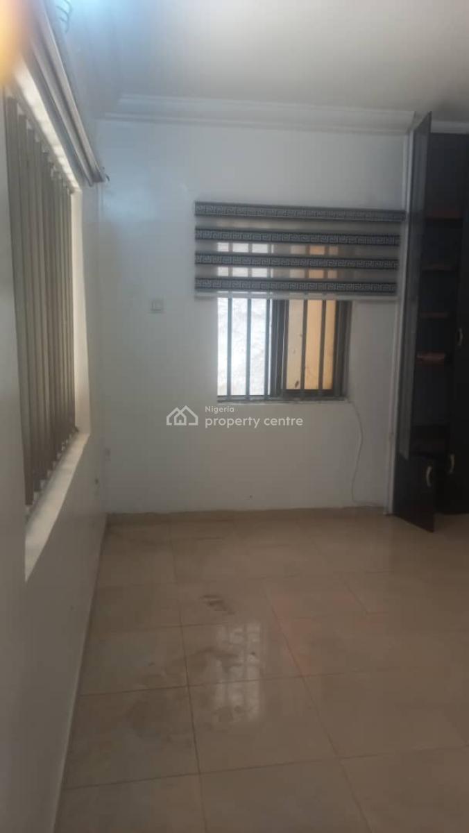 Beautiful 1 Bedroom Flat, Off Cotonou Street, Zone 6, Wuse, Abuja, Flat / Apartment for Rent