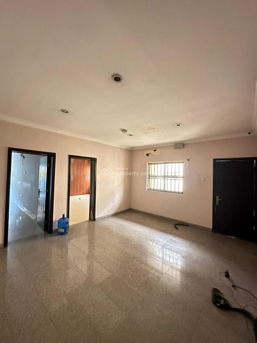 5 Bedroom Semi-detached with Bq, Lekki Phase 1, Lekki, Lagos, Semi-detached Duplex for Rent