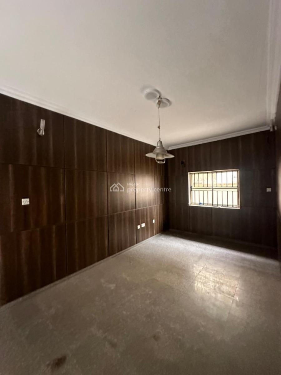 5 Bedroom Semi-detached with Bq, Lekki Phase 1, Lekki, Lagos, Semi-detached Duplex for Rent
