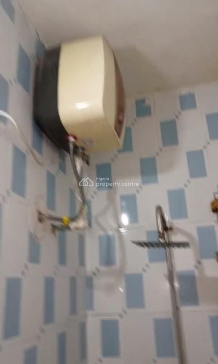 Spacious 3 Bedroom Apartment, Medina, Gbagada, Lagos, Flat / Apartment for Rent