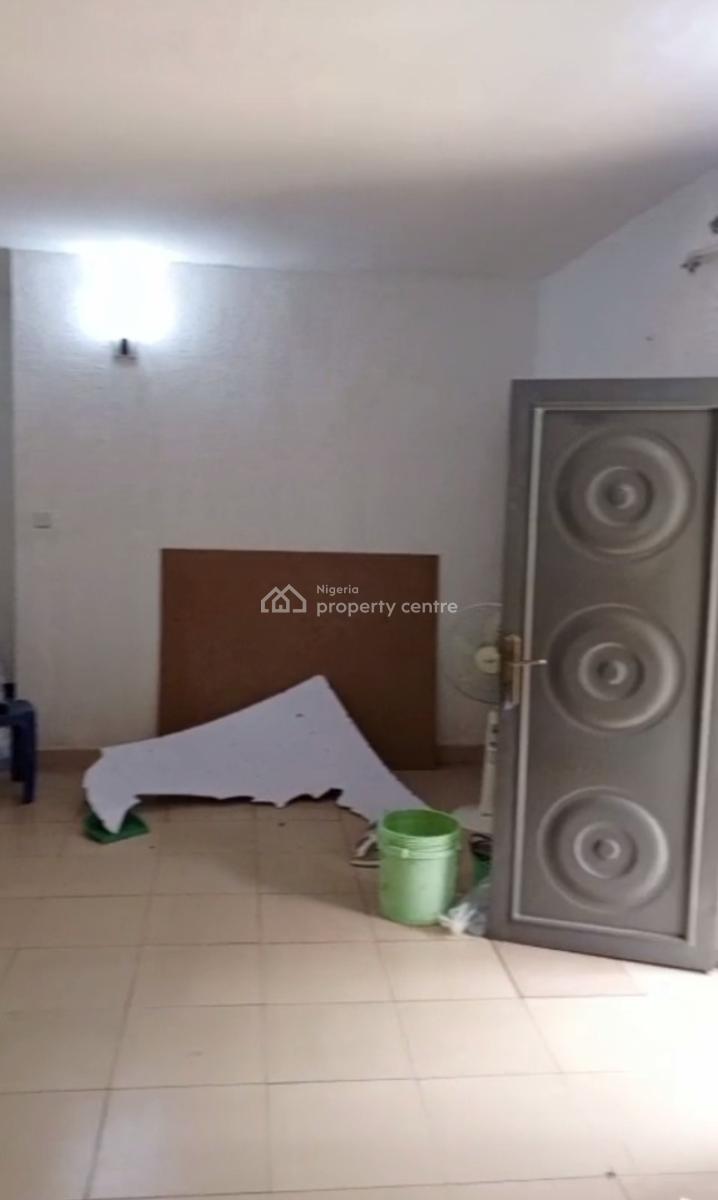 Spacious 3 Bedroom Apartment, Medina, Gbagada, Lagos, Flat / Apartment for Rent
