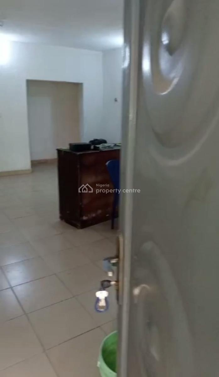 Spacious 3 Bedroom Apartment, Medina, Gbagada, Lagos, Flat / Apartment for Rent