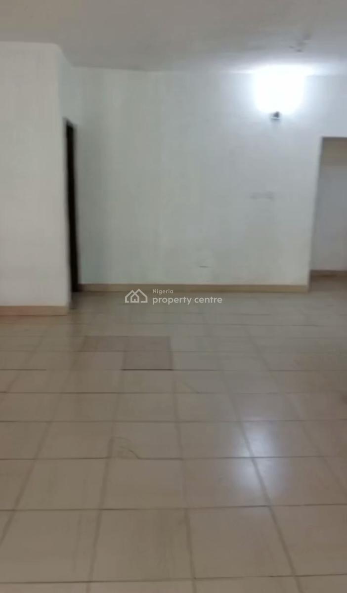 Spacious 3 Bedroom Apartment, Medina, Gbagada, Lagos, Flat / Apartment for Rent