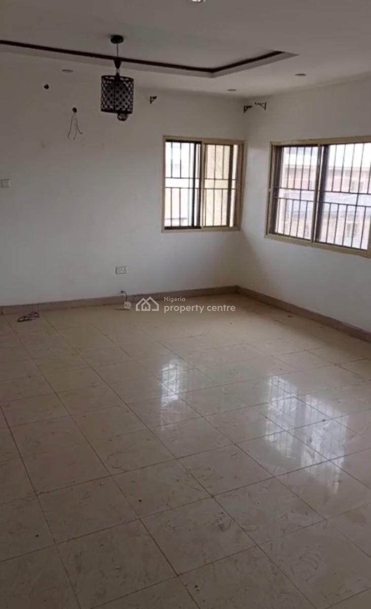 Decent Four Bedroom Upstairs Apartment, Gbagada, Lagos, Flat / Apartment for Rent
