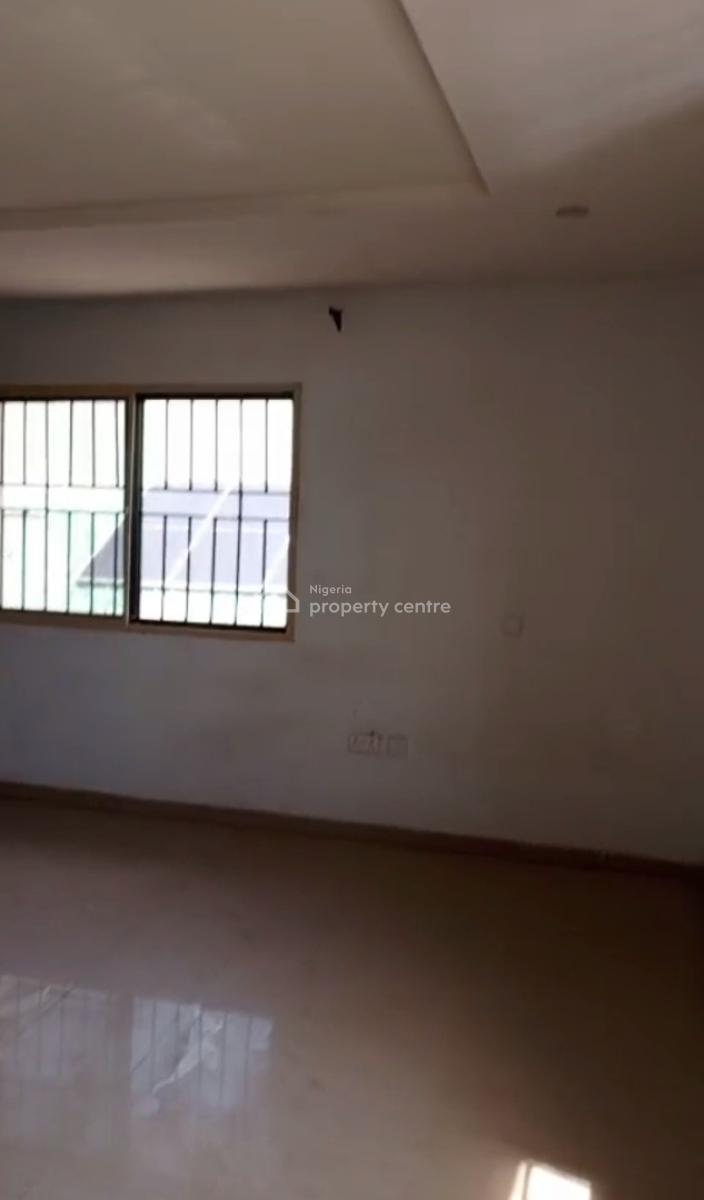 Decent Four Bedroom Upstairs Apartment, Gbagada, Lagos, Flat / Apartment for Rent