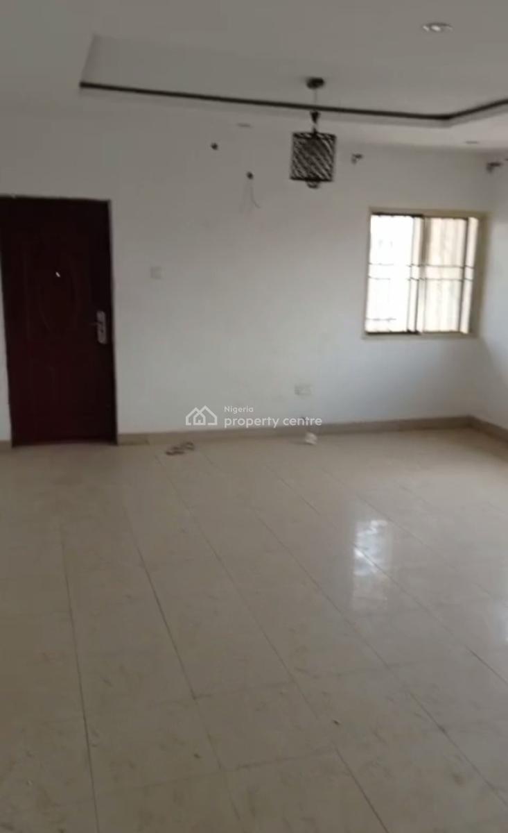 Decent Four Bedroom Upstairs Apartment, Gbagada, Lagos, Flat / Apartment for Rent