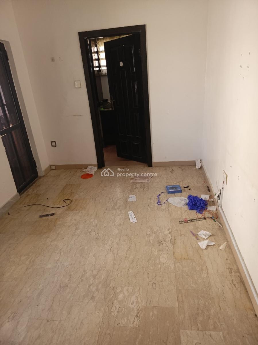 Mini Flat, Off Ajeose Adeogun Street, Victoria Island (vi), Lagos, Mini Flat (room and Parlour) for Rent