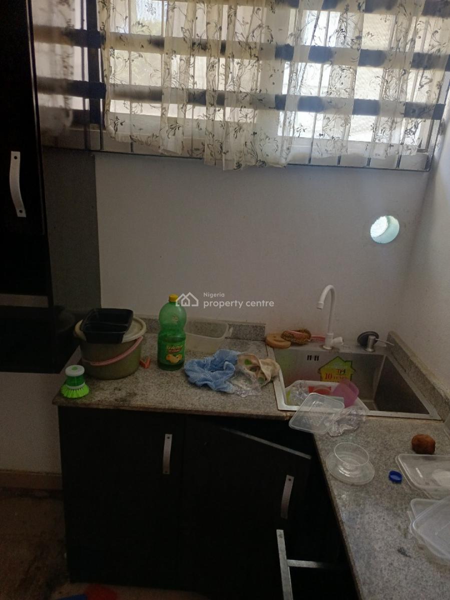 Mini Flat, Off Ajeose Adeogun Street, Victoria Island (vi), Lagos, Mini Flat (room and Parlour) for Rent