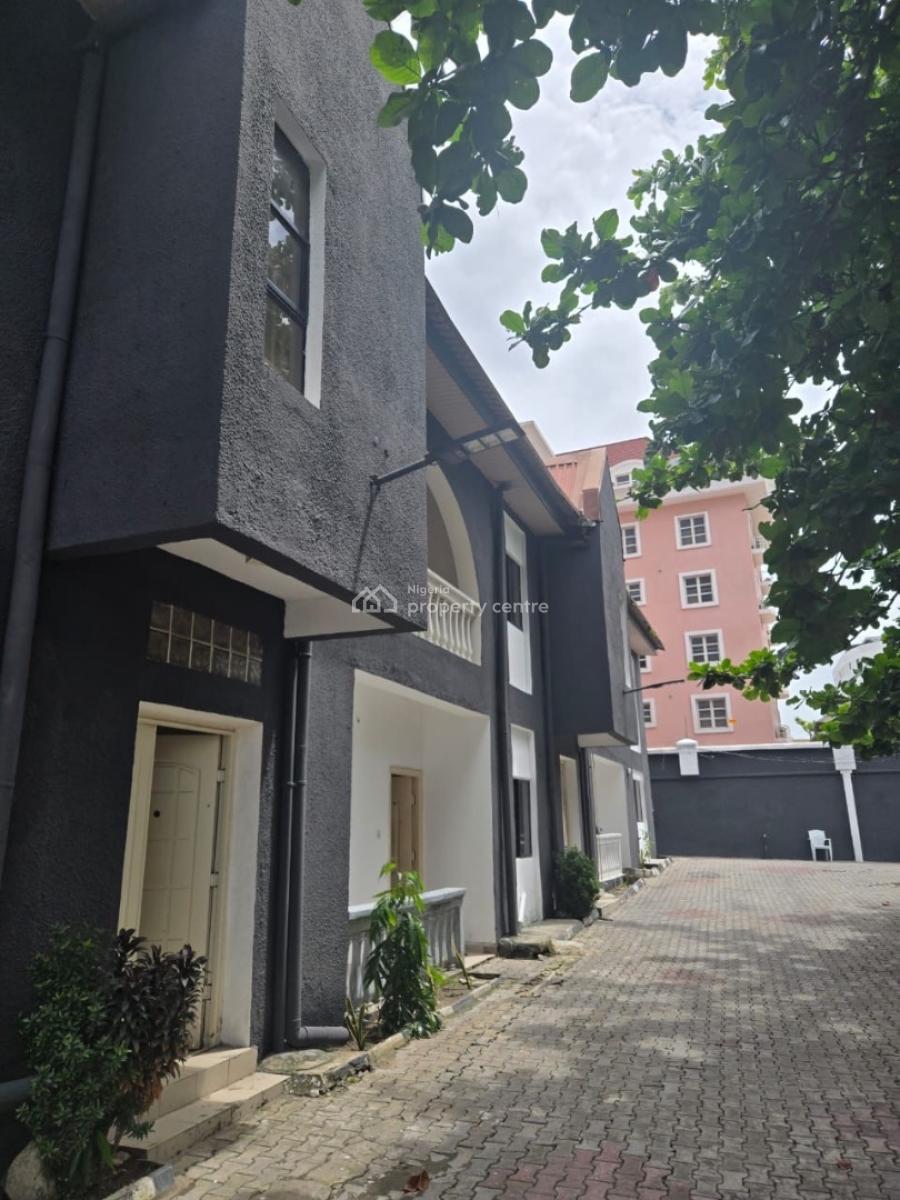 Mini Flat Within Bi, Off Ligali, Off Ligali Ayorinde  Street, Victoria Island (vi), Lagos, Mini Flat (room and Parlour) for Rent
