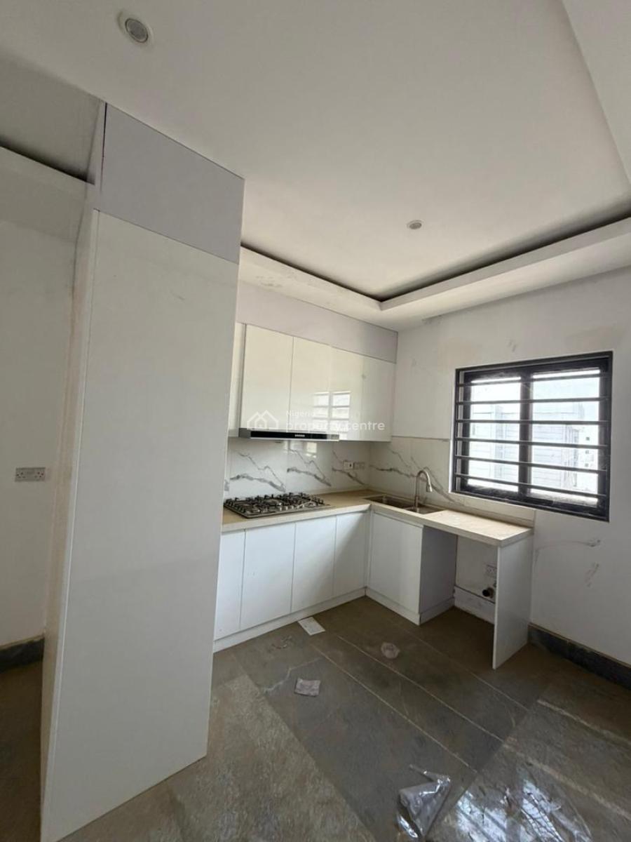 Well-maintained 2-bedroom Apartment, Jahi, Abuja, Flat / Apartment for Rent