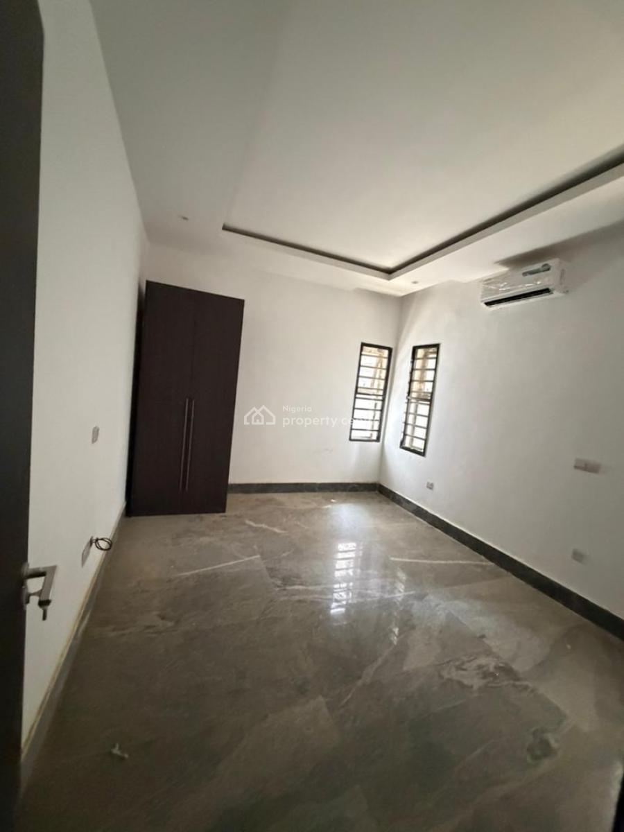 Well-maintained 2-bedroom Apartment, Jahi, Abuja, Flat / Apartment for Rent