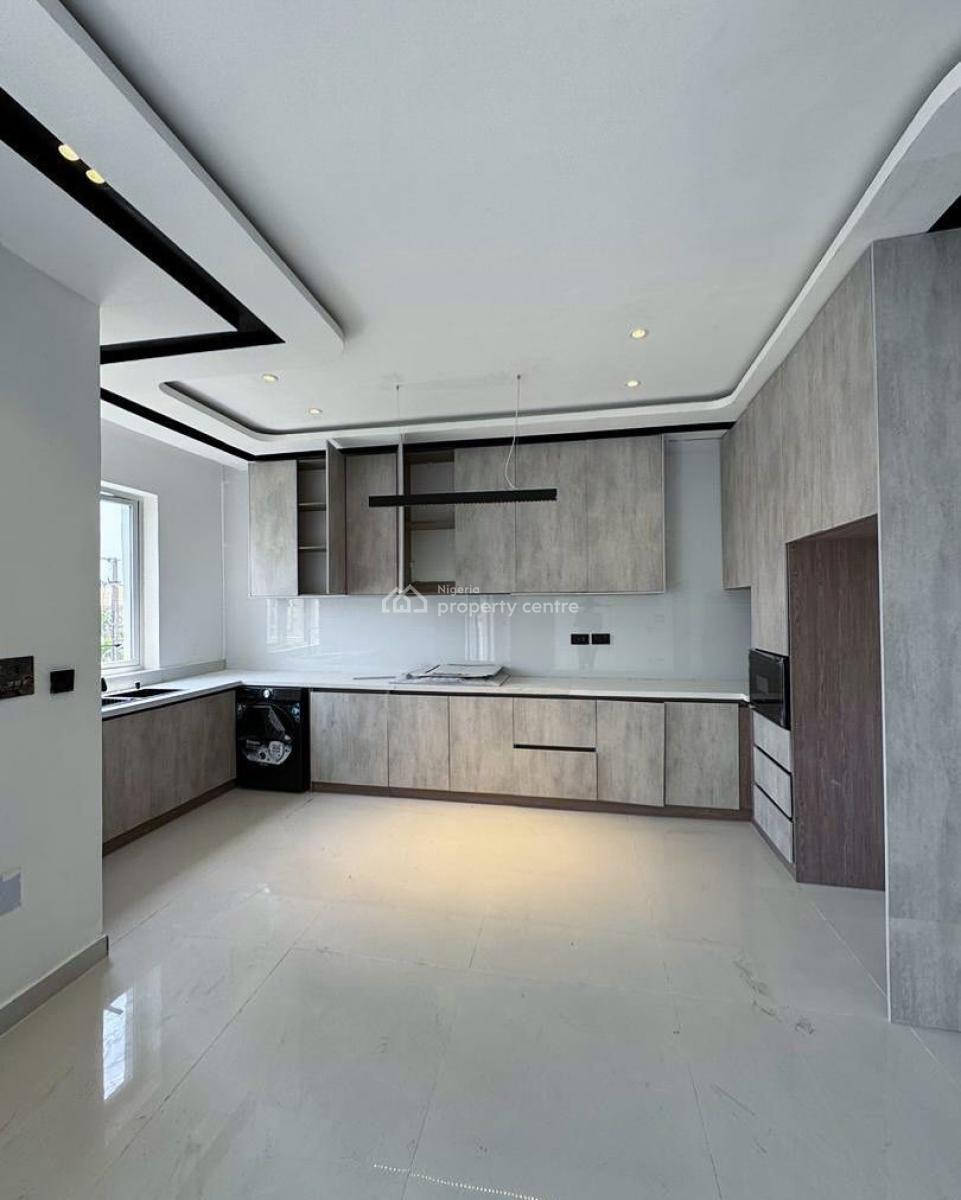 2-bedroom Maisonette & Apartments, Lekki Phase 1, Lekki, Lagos, Terraced Duplex for Sale