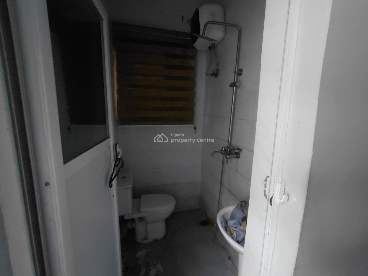Decent 2 Bedroom in a Serene Environment, Fadare, Kosofe, Lagos, Flat / Apartment for Rent
