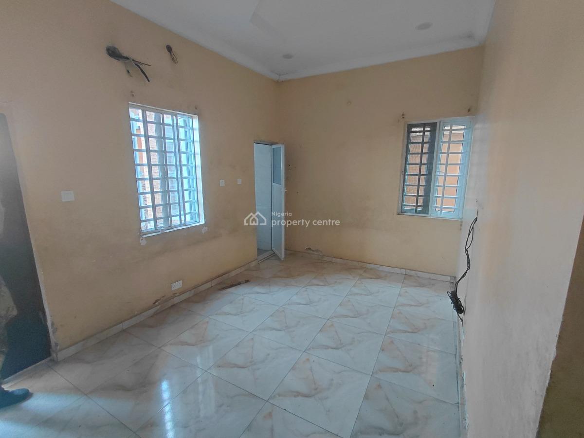 Decent 2 Bedroom in a Serene Environment, Fadare, Kosofe, Lagos, Flat / Apartment for Rent
