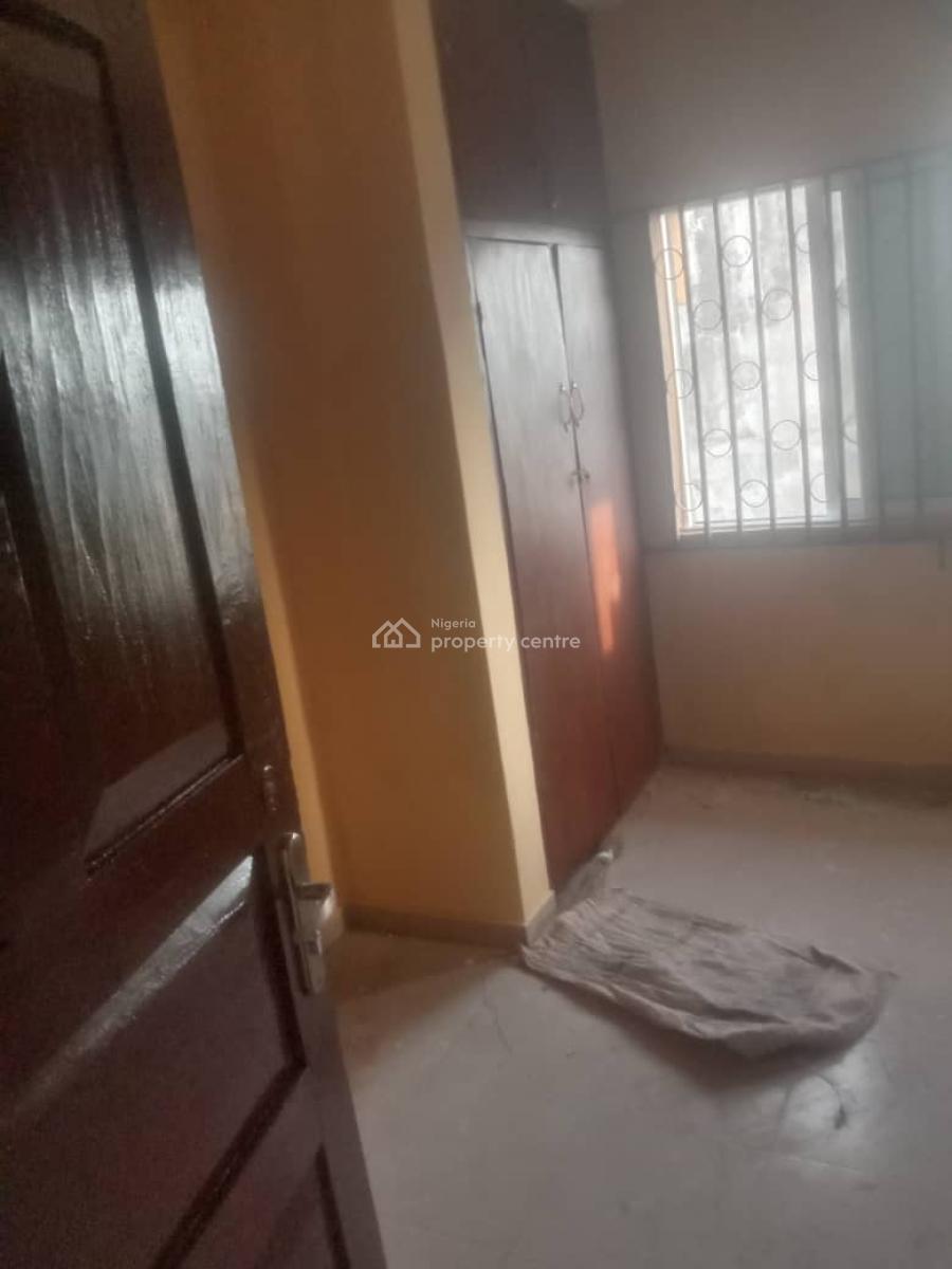 Spacious Newly Renovated 2 Bedroom Apartment Upstairs, Akiode, Ojodu, Lagos, Flat / Apartment for Rent