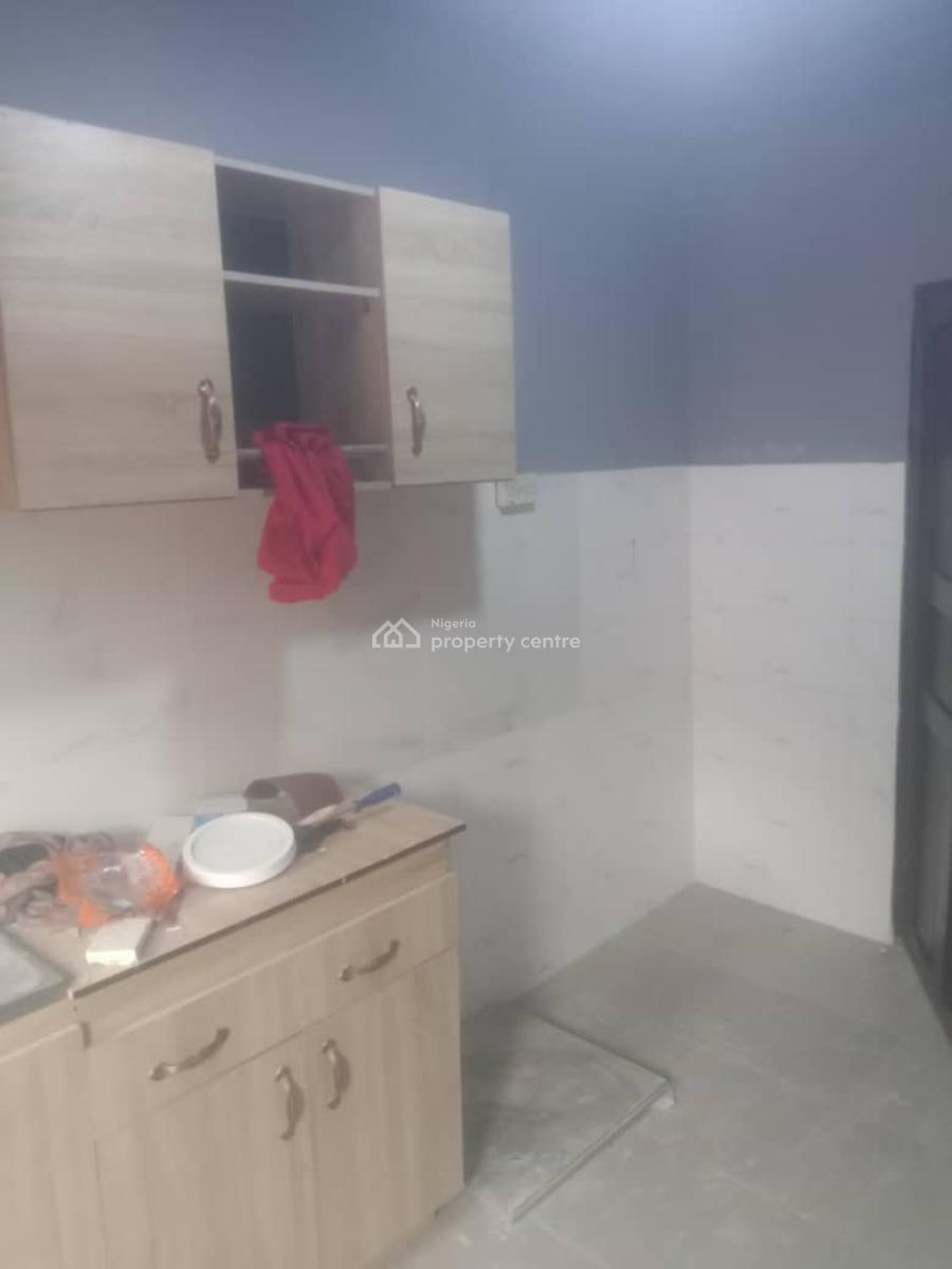 Spacious Newly Renovated 2 Bedroom Apartment Upstairs, Akiode, Ojodu, Lagos, Flat / Apartment for Rent