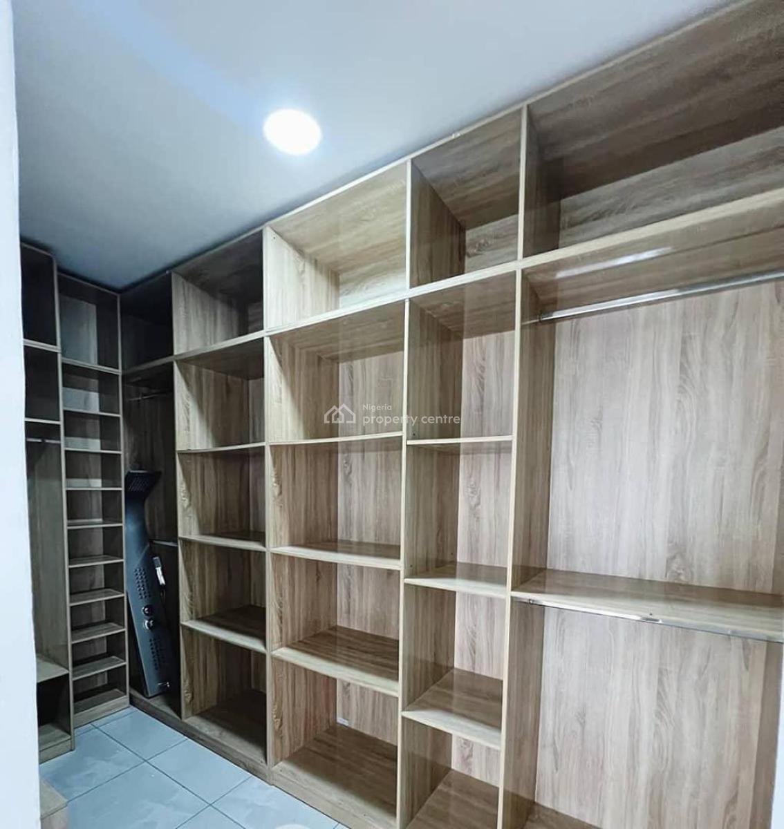 Luxury Spacious 4 Bedroom Terrace Duplex with Bq, Pool & Gym, Lekki Phase 1, Lekki, Lagos, Terraced Duplex for Rent